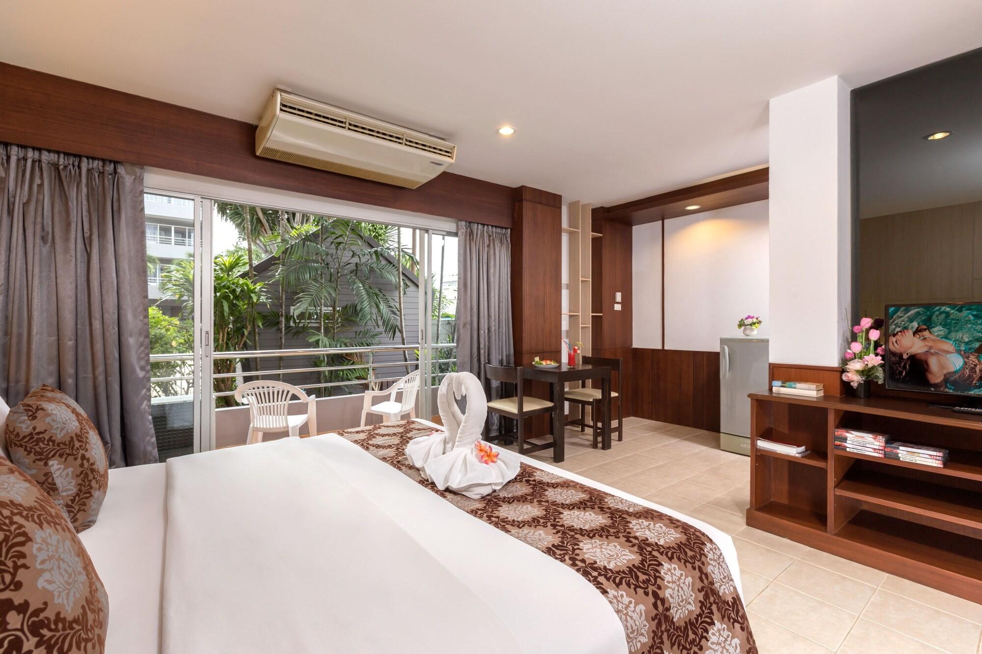 The Holiday Resort Pattaya Buitenkant foto