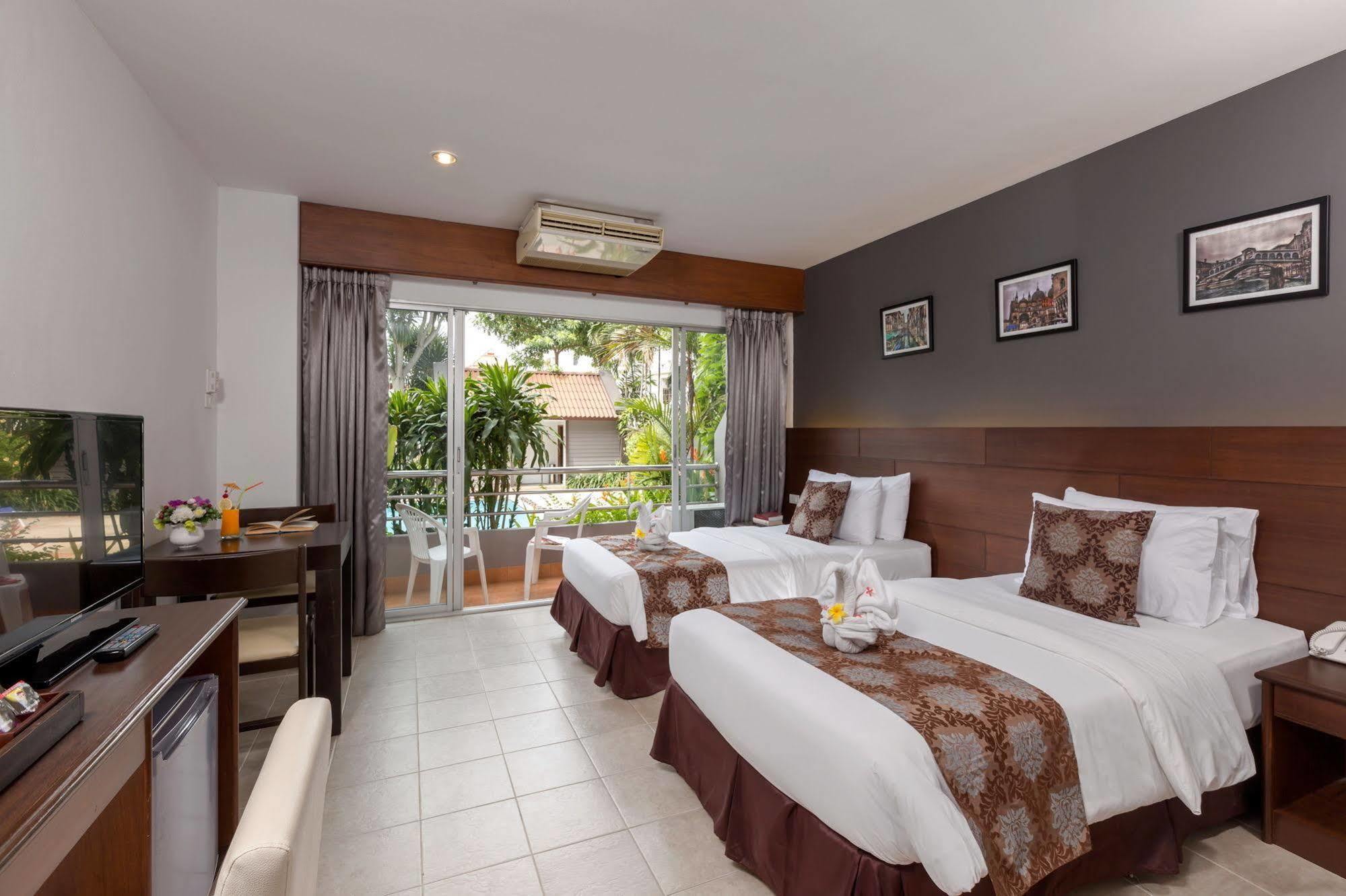The Holiday Resort Pattaya Buitenkant foto